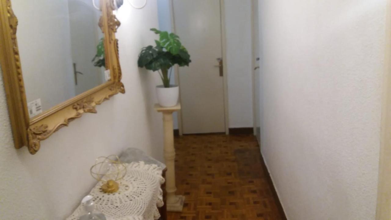 Habitacion Cookie En Chamberi Мадрид Стая снимка
